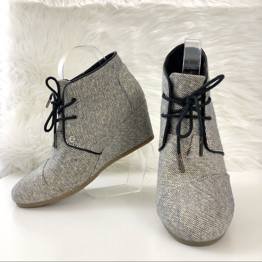 FINAL 🔽 Toms Ankle Wedge Booties